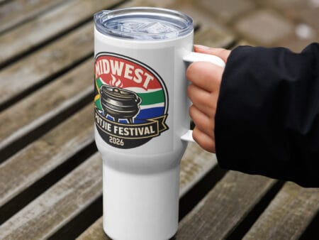 Travel mug with a handle